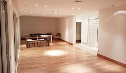 Apartamento de alto padrão à venda no Condomínio La Grande Roche em Moema em São Paulo - SP