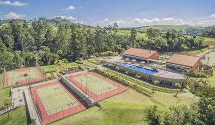Lote/Terreno para venda tem 1742 metros quadrados em Capela do Barreiro - Itatiba - SP.