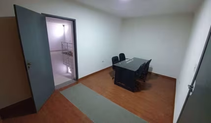 Sobrado para aluguel e venda com 179 metros quadrados com 5 quartos