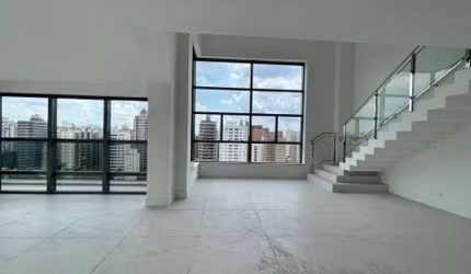 Apartamento duplex alto padrão à venda no Condomínio Vitra Cambuí em Campinas - SP