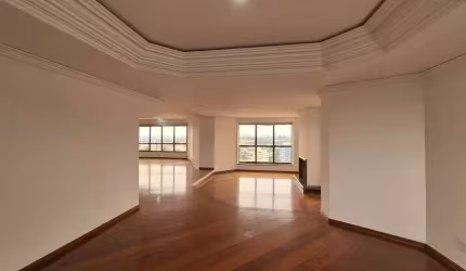 Apartamento à Venda no Condomínio Saint Peter's em Cambuí - Campinas - SP