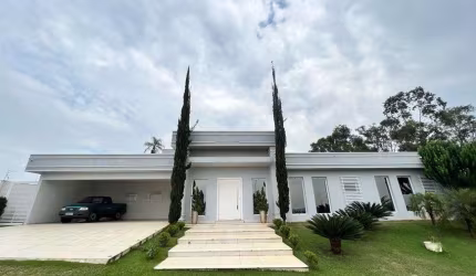 Casa de alto padrão à venda no Condomínio Parque do Cisne, Americana – SP