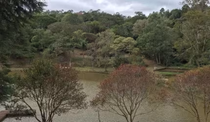 Lago à venda em Atibaia - SP