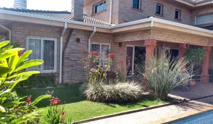 Casa de condomínio para venda possui 369 metros quadrados com 3 quartos em Limeira - SP.