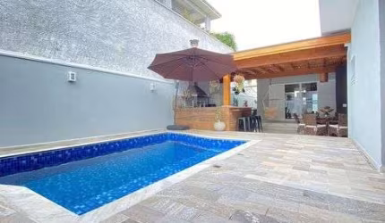 Casa à venda no Condomínio Itatiba Country Club em São Paulo.