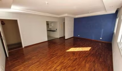 Apartamento alto padrão à venda no Condomínio Edifício Cláudia Regina e Tatiana em São Paulo - SP