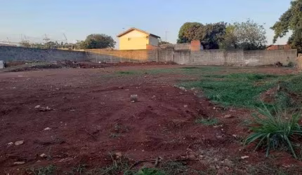 Terreno para aluguel e venda tem 2600 metros quadrados no Jardim América em Paulínia - SP.