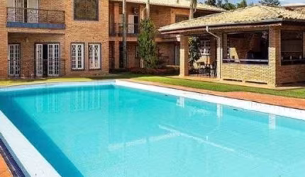 Casa de Alto Padrão à Venda e aluguel no Condomínio Fazenda Villa Real em Itu - São Paulo.