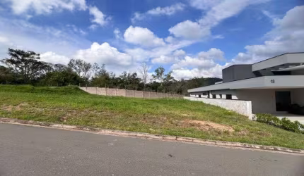 Terreno à venda no Condomínio Ecovilla Boa Vista no Jardim Portugal em Valinhos - SP
