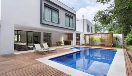 Casa de condomínio à venda em Riviera - Bertioga - SP.