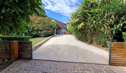 Casa Sobrado à Venda no Condomínio Fazenda Boa Vista em Porto Feliz - SP