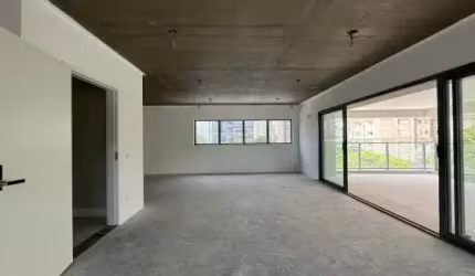 Apartamento alto padrão à venda no Condomínio Stratos Itaim em Itaim Bibi em São Paulo - SP