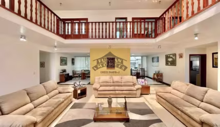 Casa Sobrado alto padrão à venda no Condomínio Golf Village em Carapicuíba - SP