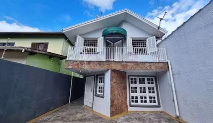 Casa à venda 3 Quartos, 1 Suite, 5 Vagas, Jardim Terralão, Caraguatatuba - SP