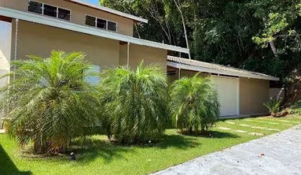 Casa à venda 3 Quartos, 2 Suites, 7 Vagas, 260M², Massaguaçu, Caraguatatuba - SP