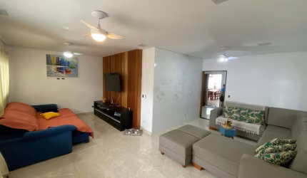 Casa à Venda no Pontal de Santa Marina!!!
