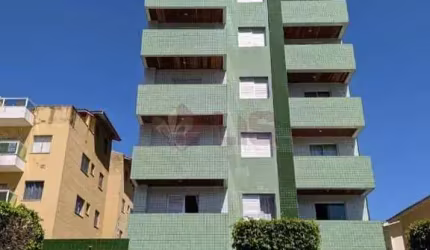 Seja bem-vindo ao seu novo lar em um paraíso a apenas 1 quadra da praia!