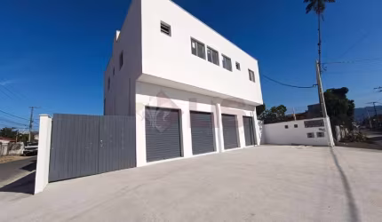 Aluguel de Casa no Piso Superior – Bairro Residencial