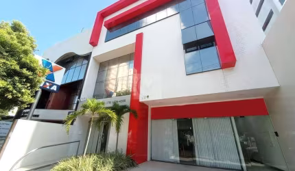 Excelente Prédio Comercial com estrutura moderna em uma das melhores regiões de Aracaju