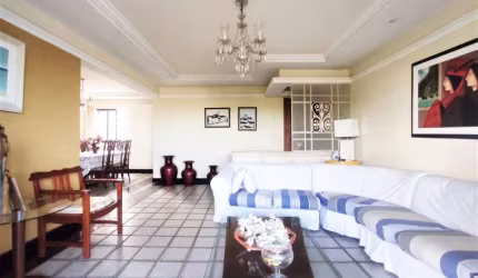 Apartamento à Venda no Edf. Piazza San Marco