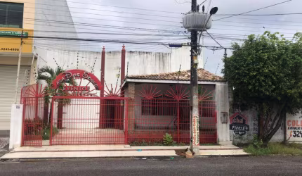 Casa Comercial à venda, 1 vaga, Siqueira Campos - Aracaju/SE