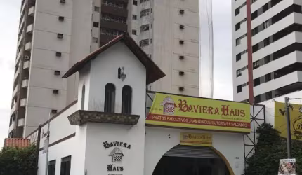 Ótimo ponto comercial na Rua Arauá