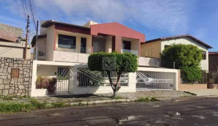 Casa a venda na Zona Sul - Mar Azul