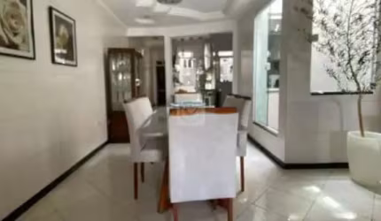 Casa à venda, 4 quartos, 4 suítes, 1 vaga, Centro - Aracaju/SE