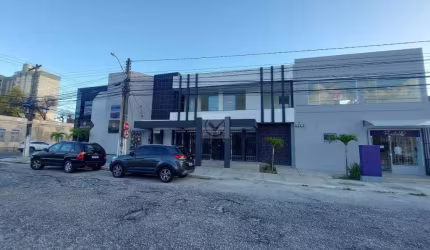 Sala comercial no Pavimento Superior na Rua Santa Luzia esquina com Rua Riachuelo