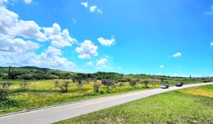 Área com 56.000 m² às margens da BR 101