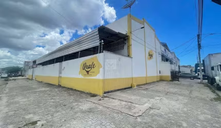 Oportunidade de Locação! Galpão Espaçoso e Estrategicamente Localizado!