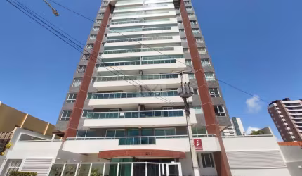 Apartamento reformado com 140m², frente mar, no Condominio Mirante Atalaia