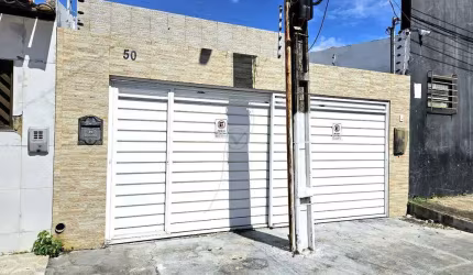 Casa Ampla e Bem Localizada no Bairro Ponto Novo!