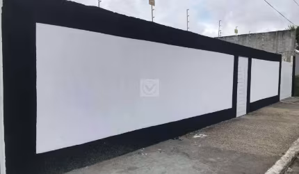 Terreno estratégico a venda na Coroa do Meio.