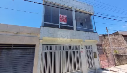 Excelente Casa a Venda no Bairro 18 do Forte