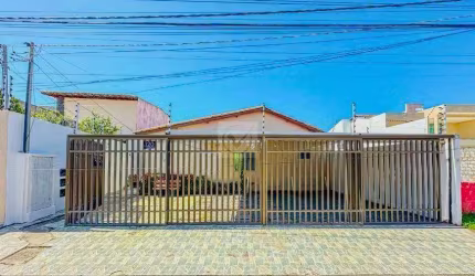 Venda - More a 1000m da praia com tudo incluso: Casa completa em um residencial na Atalaia!