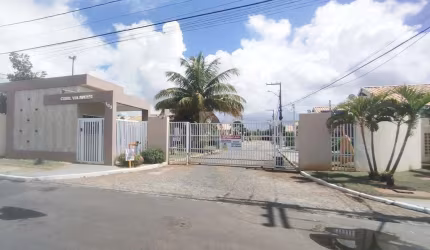 Casa a venda em Condomínio – Conforto e Lazer Perto das Praias