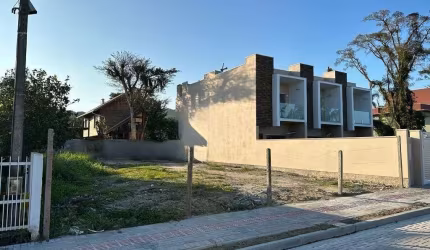 TERRENO À VENDA NO BAIRRO DE MARISCAL