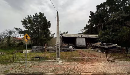 TERRENO À VENDA EM ZIMBROS