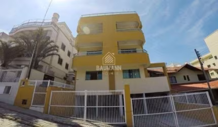 PRÉDIO EM BOMBAS