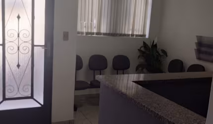 SOBRADO COM 7 SALAS COM COPA COZINHA