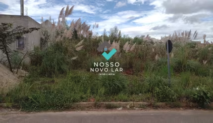 VENDE-SE TERRENO EXCELENTE 6,00m X 30,00m COM 180,00 M² NO BAIRRO BARRO PRETO REGIÃO DA COSTEIRA EM SÃO JOSÉ DOS PINHAIS.