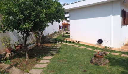 Casa com 3 dormitórios à venda, 184 m² por R$ 880.000,00 - Estação - São Roque/SP