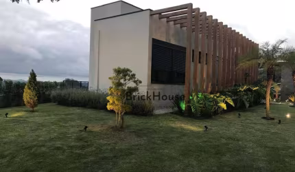 Casa com 3 dormitórios à venda, 215 m² por R$ 1.600.000 - Residencial Ponderosa - São Roque/SP