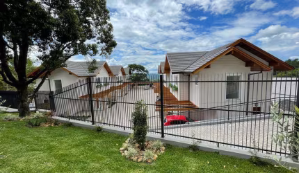 Casa 02 Dorm. à venda no Bairro Várzea Grande com 83 m² de área privativa - 1 vaga de garagem