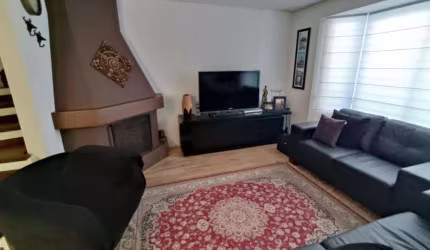 Casa 04 Dorm. à venda no Bairro Planalto com 140 m² de área privativa - 2 vagas de garagem