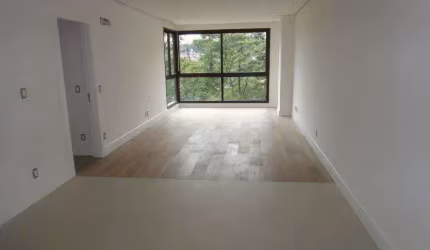 Apartamento 03 Dorm. à venda no Bairro Bavária com 104 m² de área privativa - 2 vagas de garagem