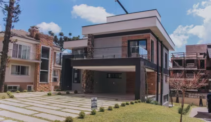 Casa 03 Dorm. à venda no Bairro Altos Pinheiros com 467 m² de área privativa