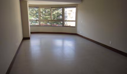 Apartamento 03 Dorm. à venda no Bairro Centro com 162 m² de área privativa - 2 vagas de garagem