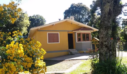 Casa 05 Dorm. à venda no Bairro Vale dos Pinheiros com 105 m² de área privativa